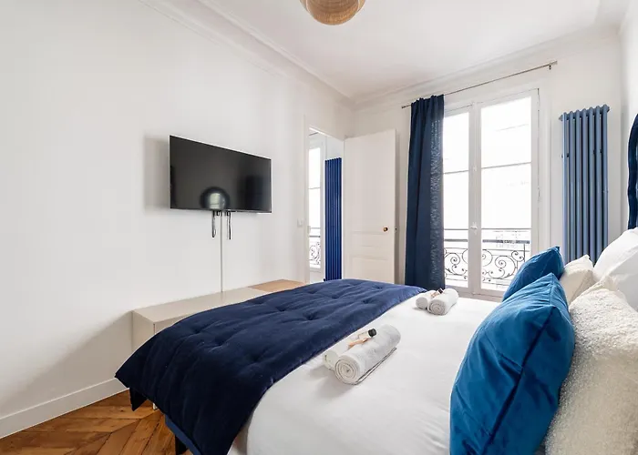 Mobility Lease - Luxembourg Gardens & Montparnasse Paryż