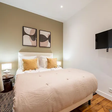 Apartment Mobility Lease - Luxembourg Gardens & Montparnasse Paris