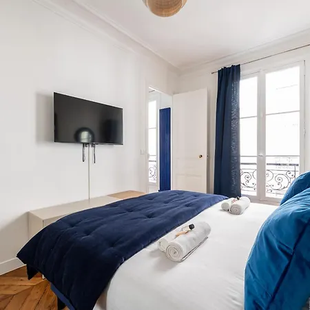 Mobility Lease - Luxembourg Gardens & Montparnasse Paris